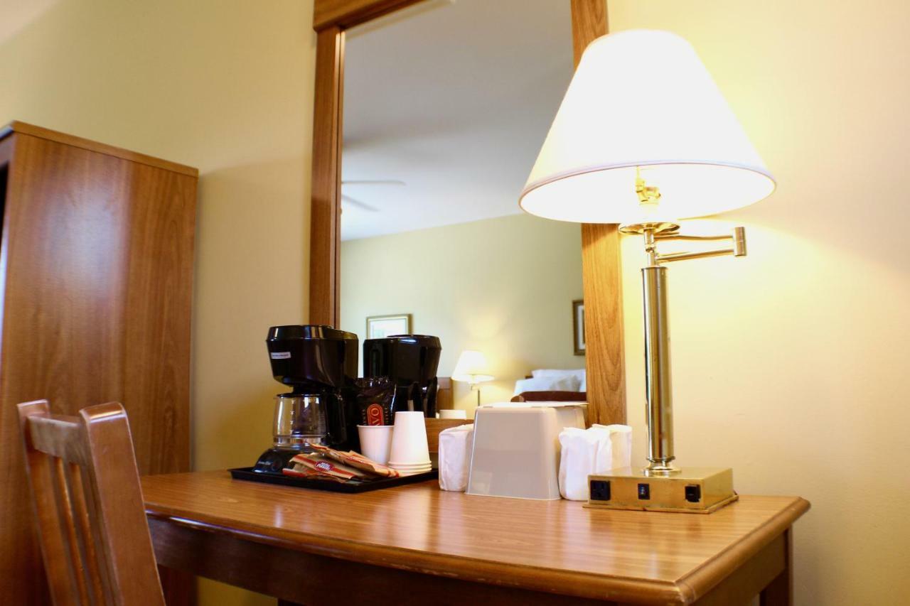 Evangeline Inn & Motel Grand pré Εξωτερικό φωτογραφία