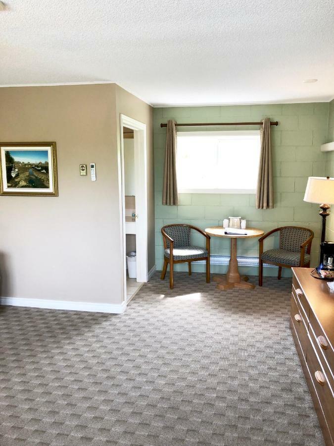 Evangeline Inn & Motel Grand pré Εξωτερικό φωτογραφία